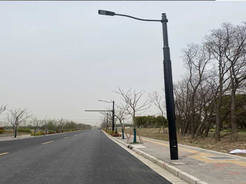 固阳县上海综合杆 太阳能路灯工程